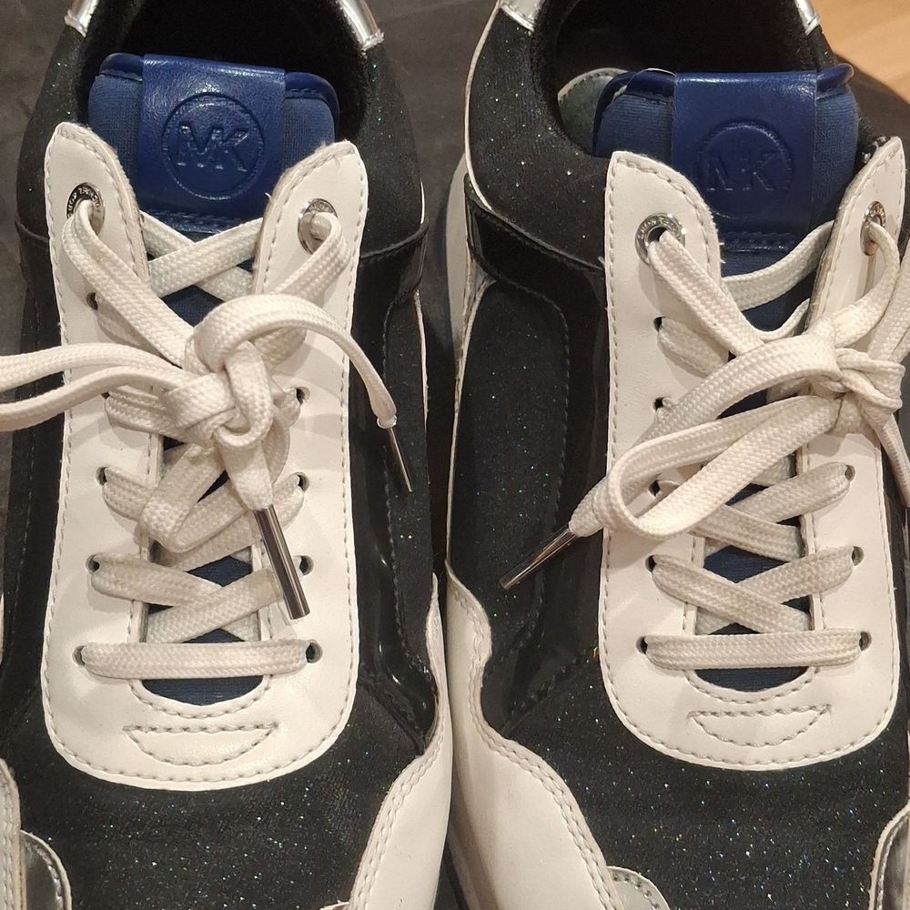 Michael Kors Sparkling Sneakers - Picture 13 of 13